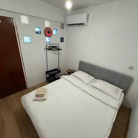 3 Bedroom Opposite Kyrenia Harbor * Girne