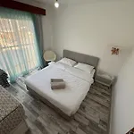 3 Bedroom Opposite Kyrenia Harbor קיירניה