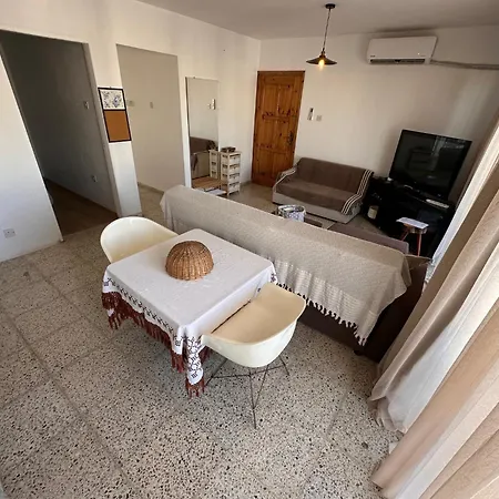 Apartment 3 Bedroom Opposite Kyrenia Harbor Kyrenia (Northern Cyprus)