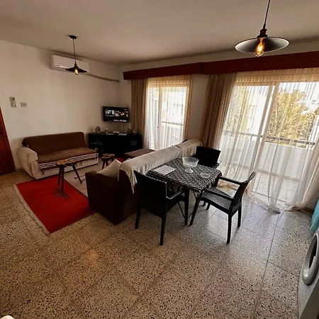 Apartment 3 Bedroom Opposite Kyrenia Harbor Kyrenia (Northern Cyprus)