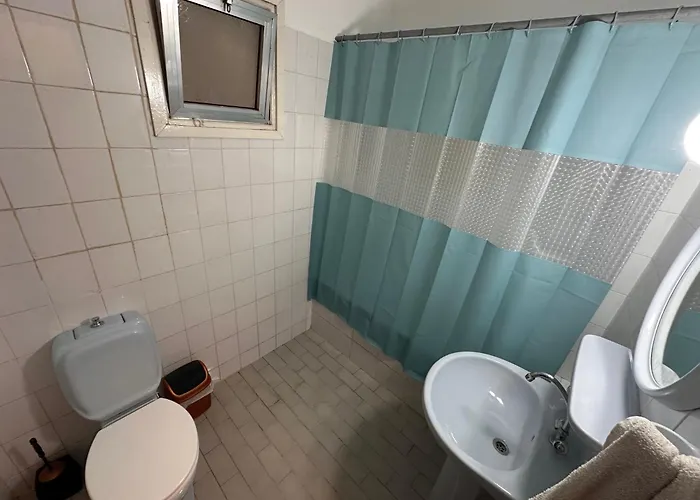 3 Bedroom Opposite Kyrenia Harbor * キレニア