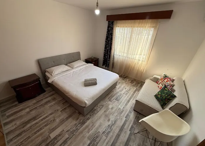 3 Bedroom Opposite Kyrenia Harbor アパート *