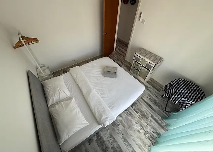 3 Bedroom Opposite Kyrenia Harbor Appartement *