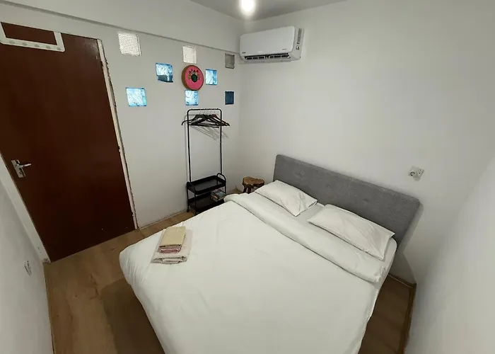 3 Bedroom Opposite Kyrenia Harbor * キレニア