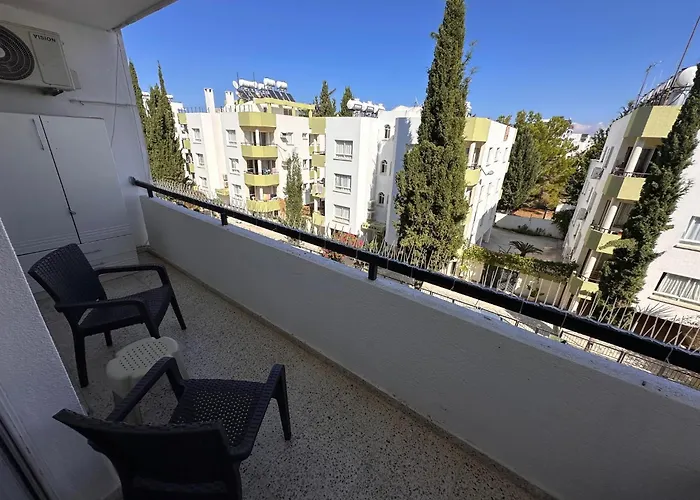 Apartament 3 Bedroom Opposite Kyrenia Harbor Kirenia